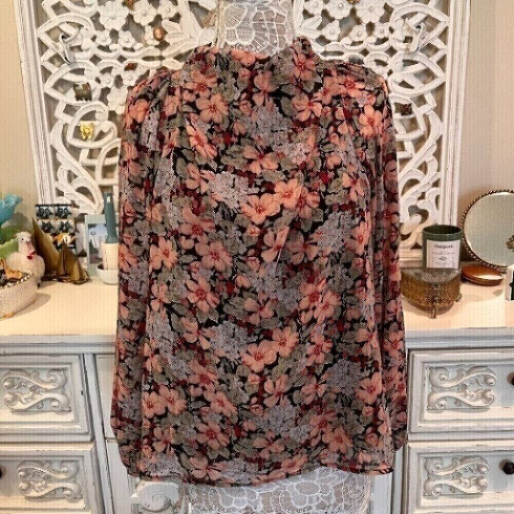 Entro Floral Long Sleeve Blouse